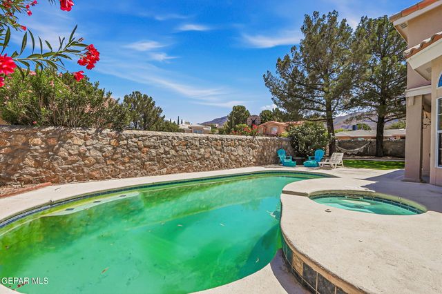 6401 BRISA DEL MAR Drive, El Paso, TX 79912