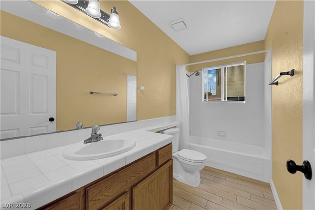 7412 Summer Crest Lane, Las Vegas, NV 89129