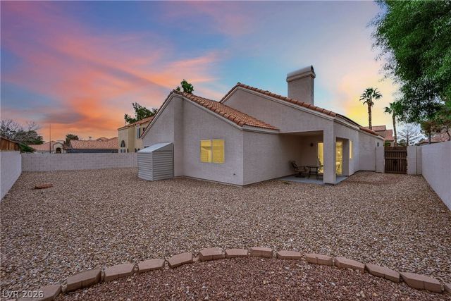 7412 Summer Crest Lane, Las Vegas, NV 89129