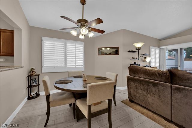 7412 Summer Crest Lane, Las Vegas, NV 89129