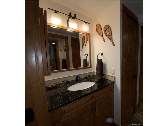 4650 Vail Racquet Club Dr 8, Vail, CO 81657