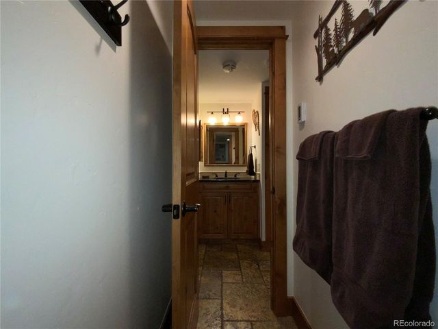 4650 Vail Racquet Club Dr 8, Vail, CO 81657
