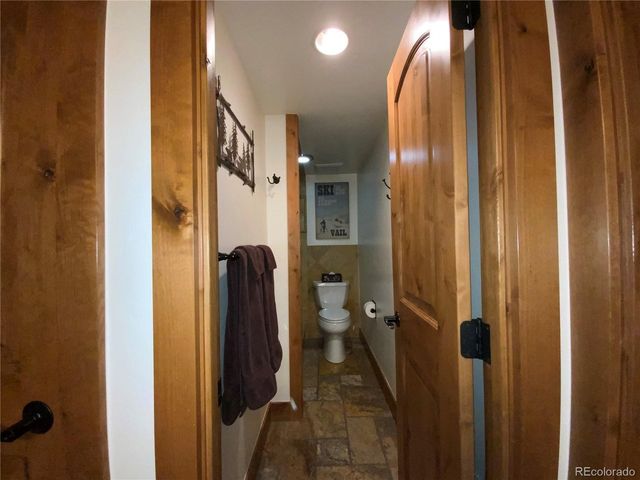 4650 Vail Racquet Club Dr 8, Vail, CO 81657