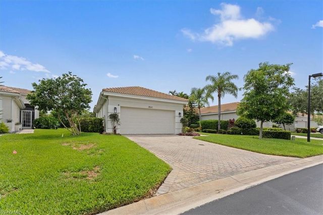 8541 Pepper Tree WAY, Naples, FL 34114