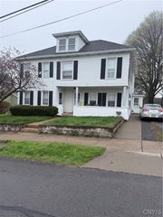 13 Madison Avenue, Auburn, NY 13021