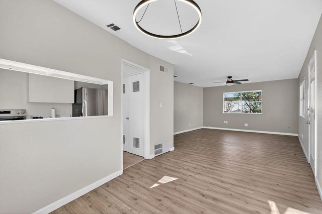 3308 Windsor Dr, Sacramento, CA 95864