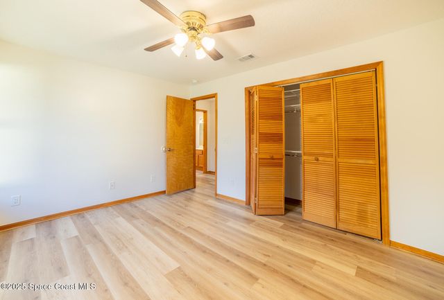 3772 E R Smyth Drive, Mims, FL 32754