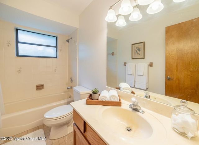 3772 E R Smyth Drive, Mims, FL 32754