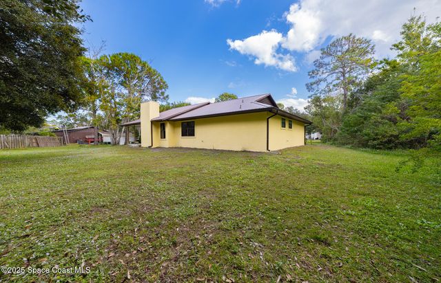 3772 E R Smyth Drive, Mims, FL 32754