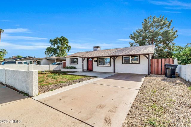 449 E Harmony Avenue, Mesa, AZ 85204