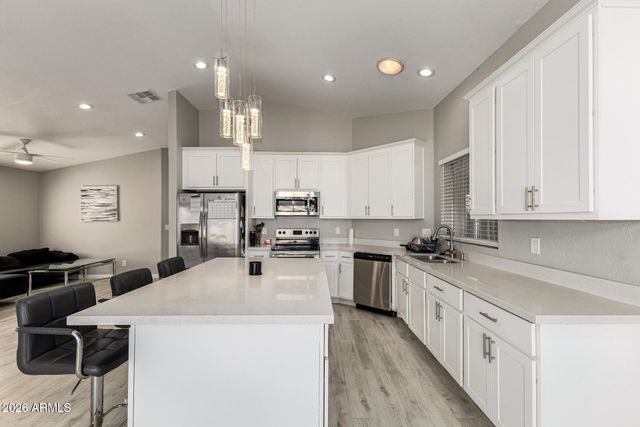 7312 W GREER Avenue, Peoria, AZ 85345