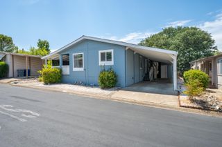 444 Logwood Dr Sp# 215, Redding, CA 96003