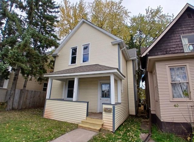 1214 Birch Ave, Superior, WI 54880