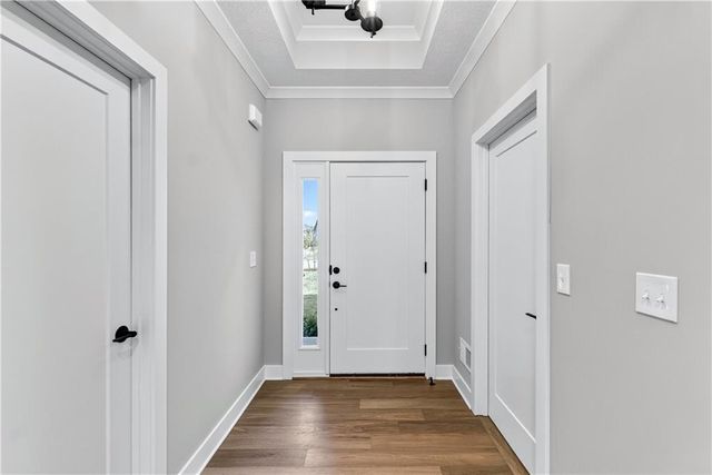 24985 W 94th Place, Lenexa, KS 66227