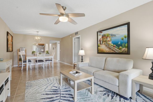 4300 Gator Trace Drive C, Fort Pierce, FL 34982