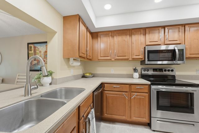 4300 Gator Trace Drive C, Fort Pierce, FL 34982
