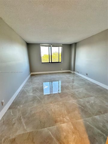 901 Hillcrest Dr 315 315, Hollywood, FL 33021