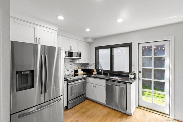 3938 Voltaire St, San Diego, CA 92107