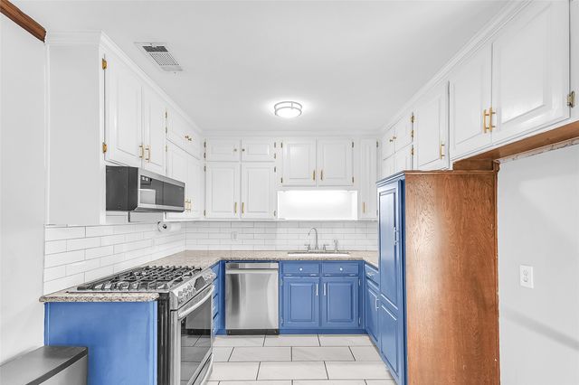 507 S Gilpin Avenue, Cockrell Hill, TX 75211