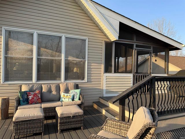 390 E Cardinal Glen Drive, Bloomington, IN 47401