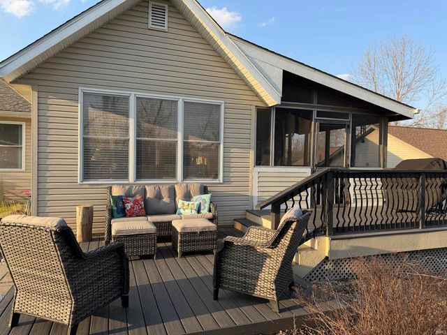 390 E Cardinal Glen Drive, Bloomington, IN 47401