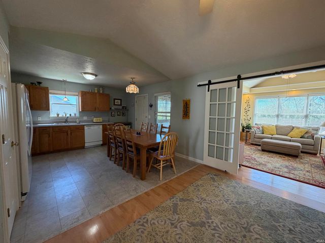 390 E Cardinal Glen Drive, Bloomington, IN 47401