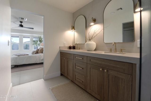 15033 N 60TH Street, Scottsdale, AZ 85254