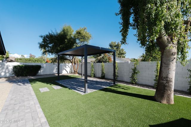 15033 N 60TH Street, Scottsdale, AZ 85254