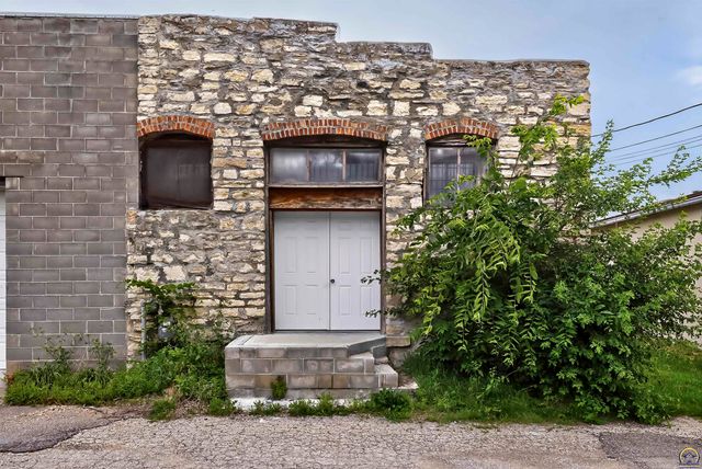 405 New York Ave, Holton, KS 66436