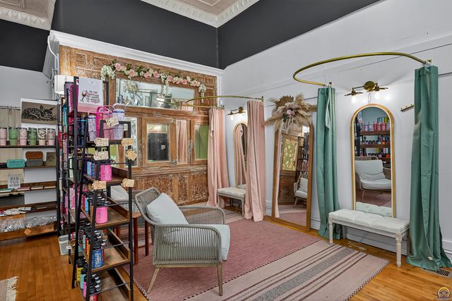 405 New York Ave, Holton, KS 66436