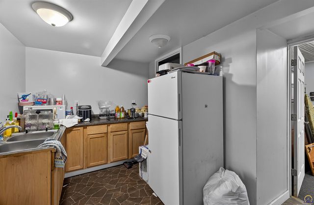 405 New York Ave, Holton, KS 66436