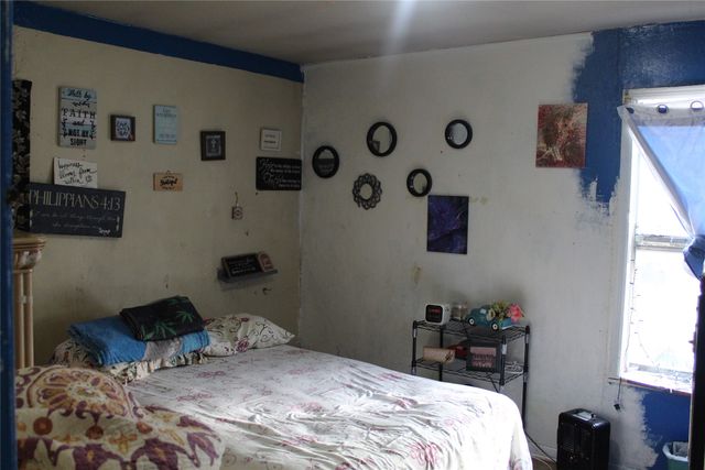 2006 20th Street, Mineral Wells, TX 76067