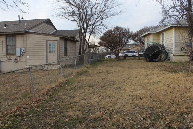 2006 20th Street, Mineral Wells, TX 76067