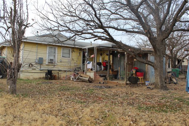 2006 20th Street, Mineral Wells, TX 76067