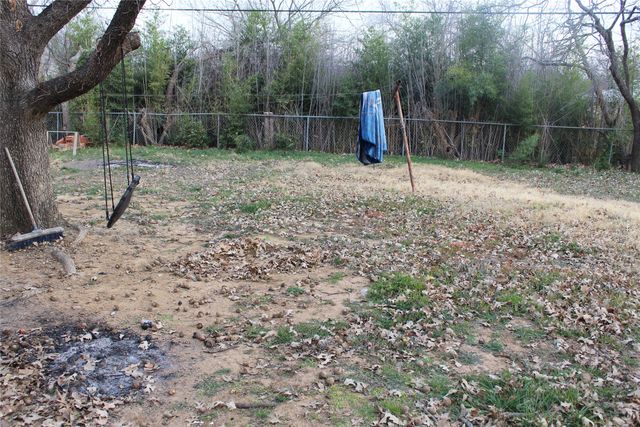 2006 20th Street, Mineral Wells, TX 76067