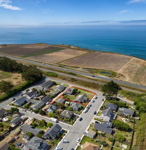 2 3rd Avenue, Davenport, CA 95017