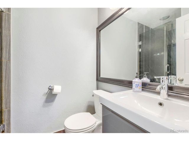 7324 S Robb St, Littleton, CO 80127