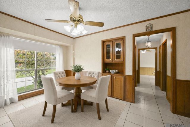 12101 Lake Ladare Ave, Baton Rouge, LA 70816