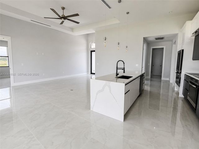 2145 El Dorado Boulevard N, Cape Coral, FL 33993