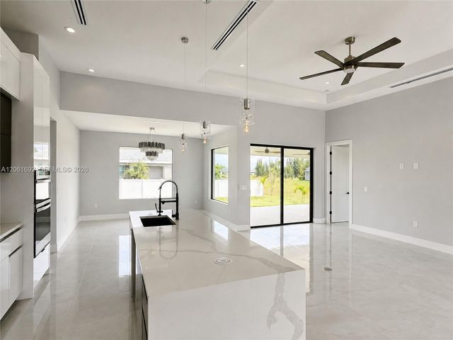 2145 El Dorado Boulevard N, Cape Coral, FL 33993