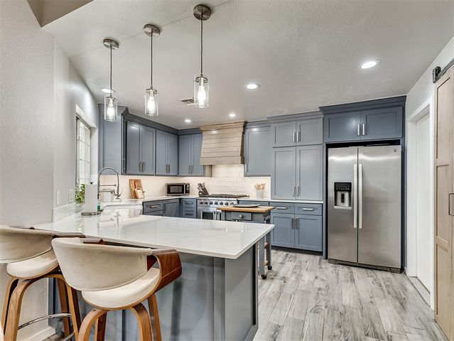 701 S Greengate Drive, Yukon, OK 73099