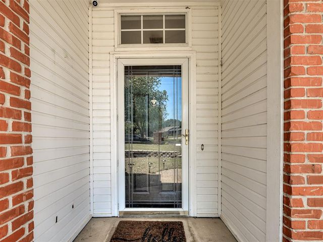 701 S Greengate Drive, Yukon, OK 73099