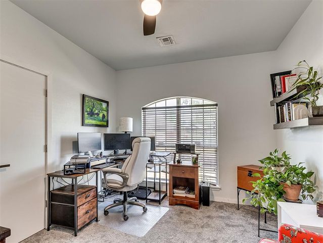 701 S Greengate Drive, Yukon, OK 73099