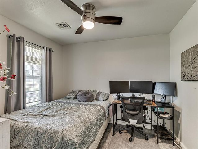 701 S Greengate Drive, Yukon, OK 73099