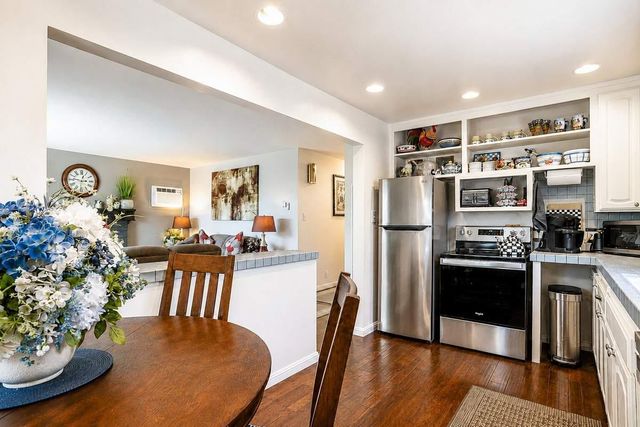 1718 Pomeroy Avenue, Santa Clara, CA 95051