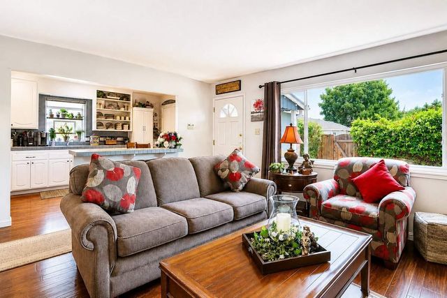 1718 Pomeroy Avenue, Santa Clara, CA 95051