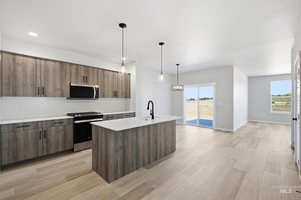 1436 W Braden Dr, Meridian, ID 83642 photo 4