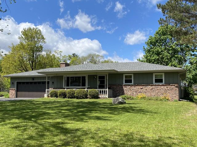 4914 Twin Elms DRIVE, Racine, WI 53406