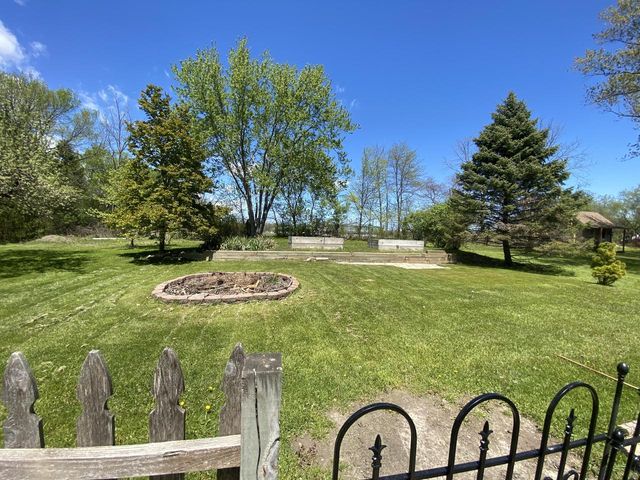 4914 Twin Elms DRIVE, Racine, WI 53406
