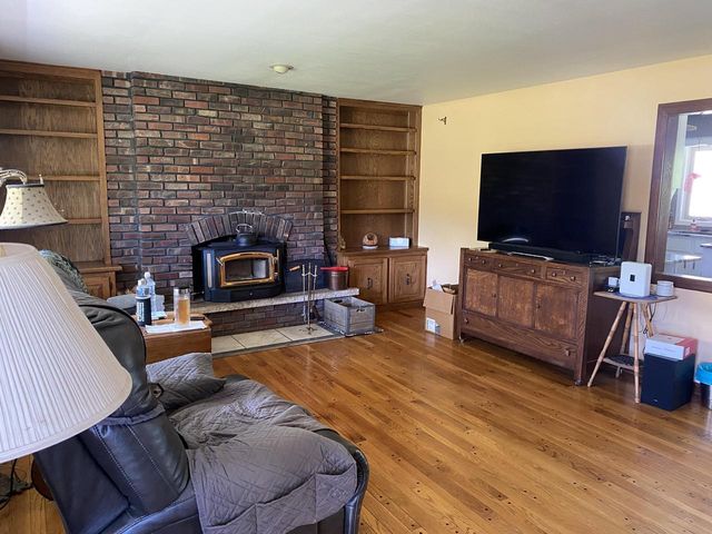 4914 Twin Elms DRIVE, Racine, WI 53406